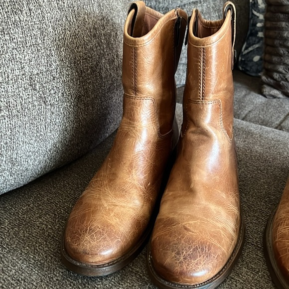 Vince Camuto Payatt Boots Size 8 M Warm Cognac Patina Round Toe - Picture 4 of 16